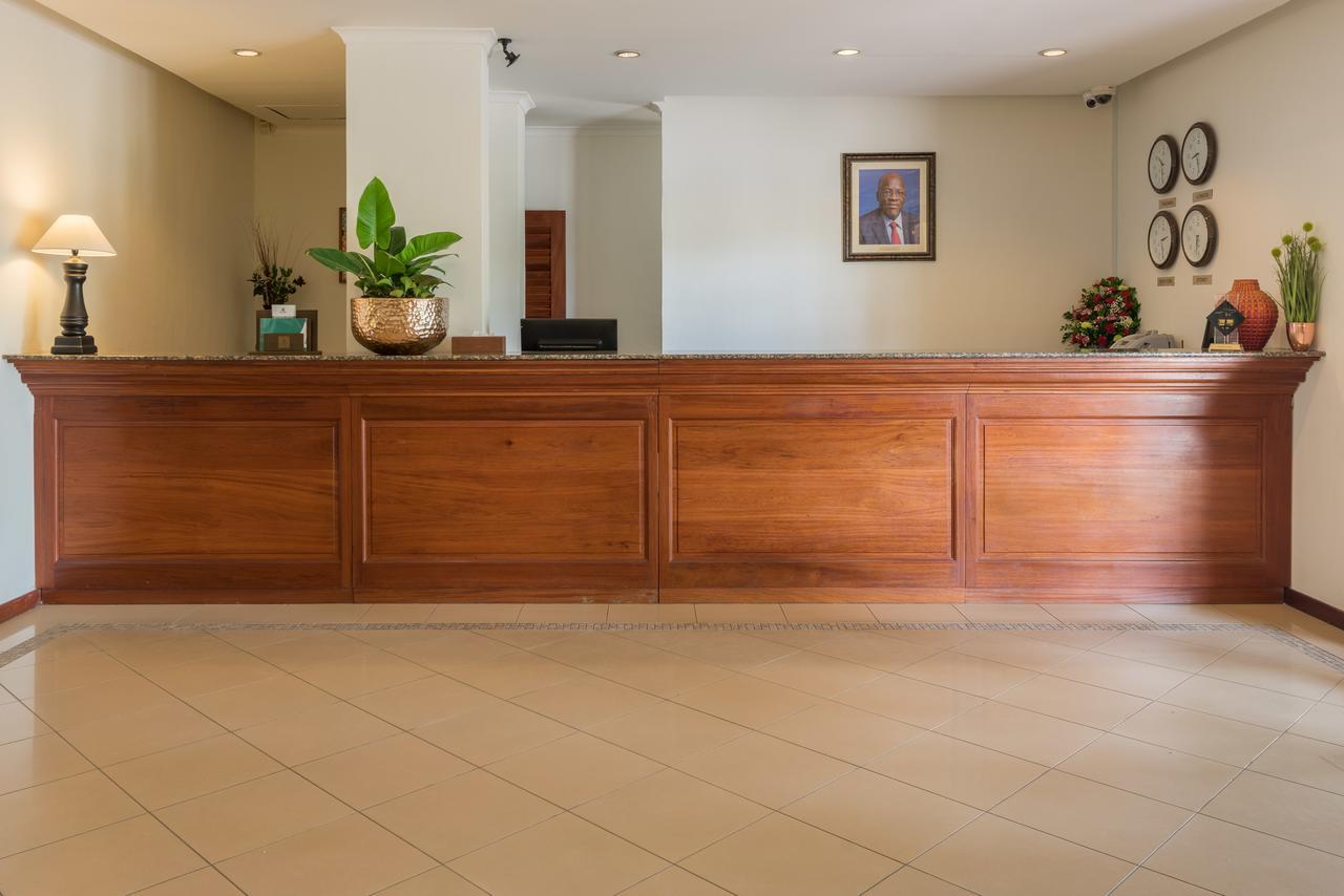 Sea Cliff Court Hotel & Luxury Apartments Dar es Salaam Extérieur photo
