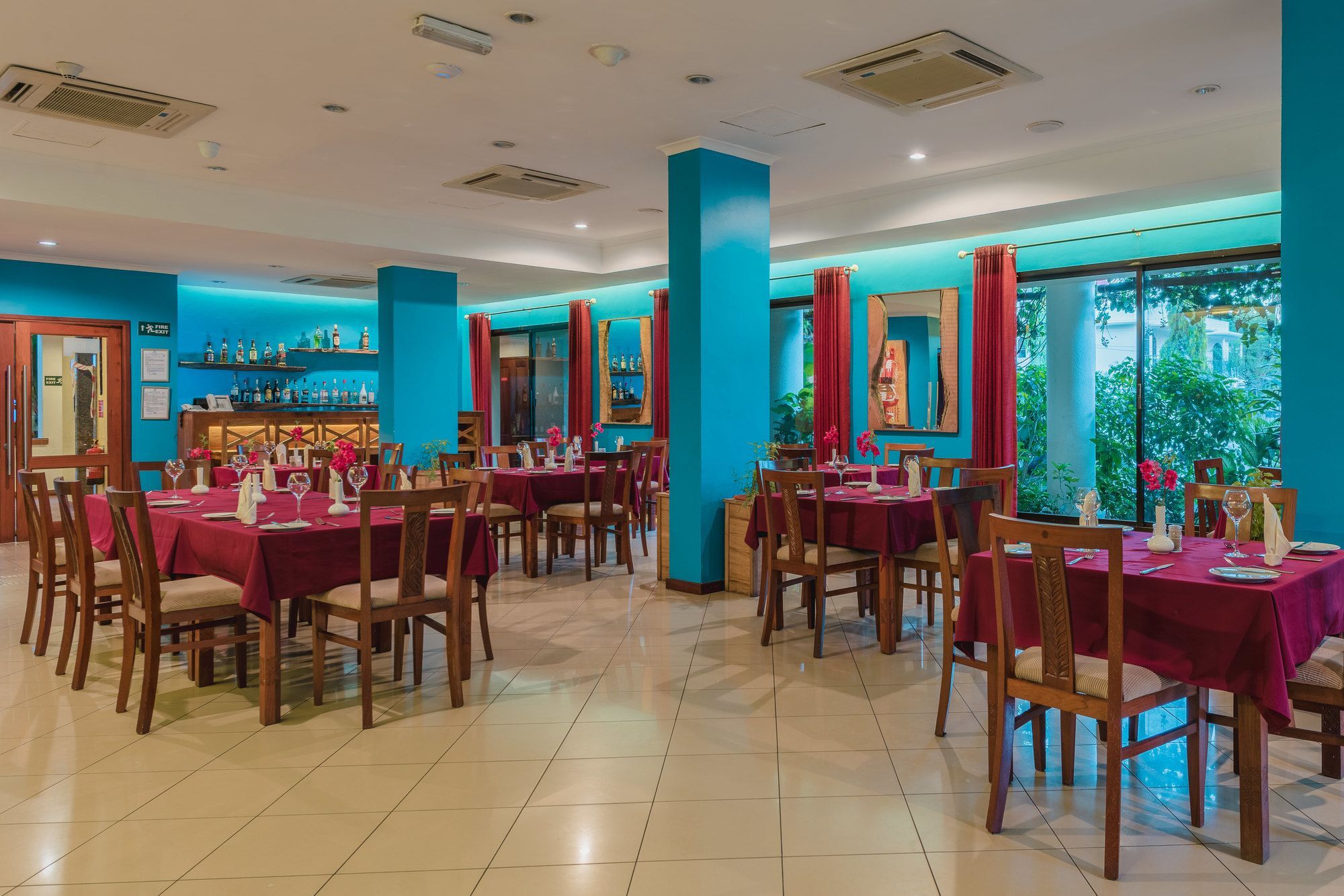 Sea Cliff Court Hotel & Luxury Apartments Dar es Salaam Extérieur photo