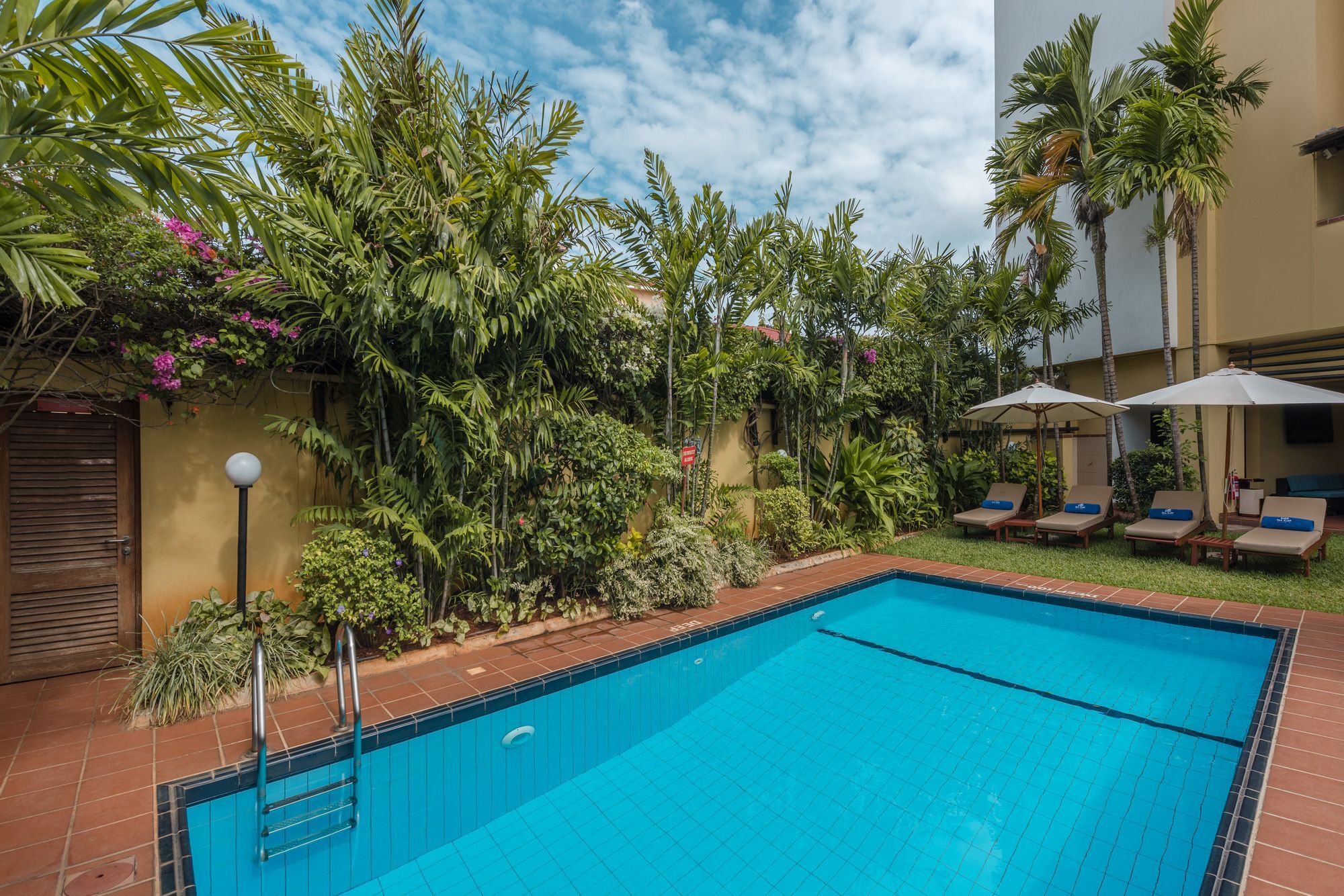 Sea Cliff Court Hotel & Luxury Apartments Dar es Salaam Extérieur photo