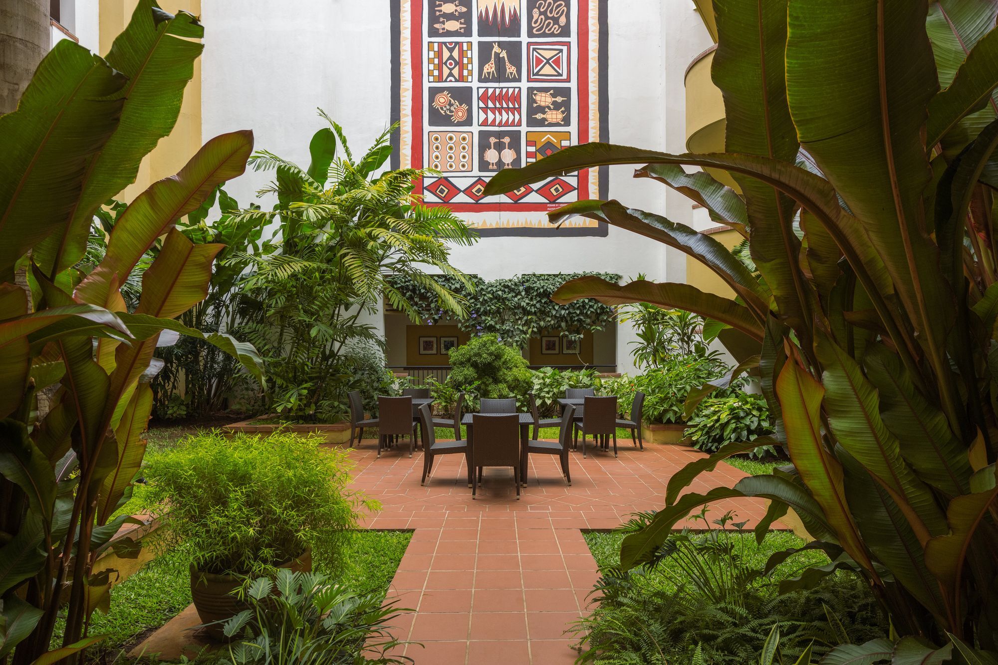 Sea Cliff Court Hotel & Luxury Apartments Dar es Salaam Extérieur photo